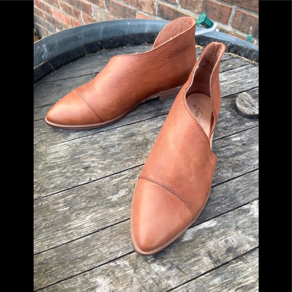Free people NEW ROYALE Wrap booties Taupe 37